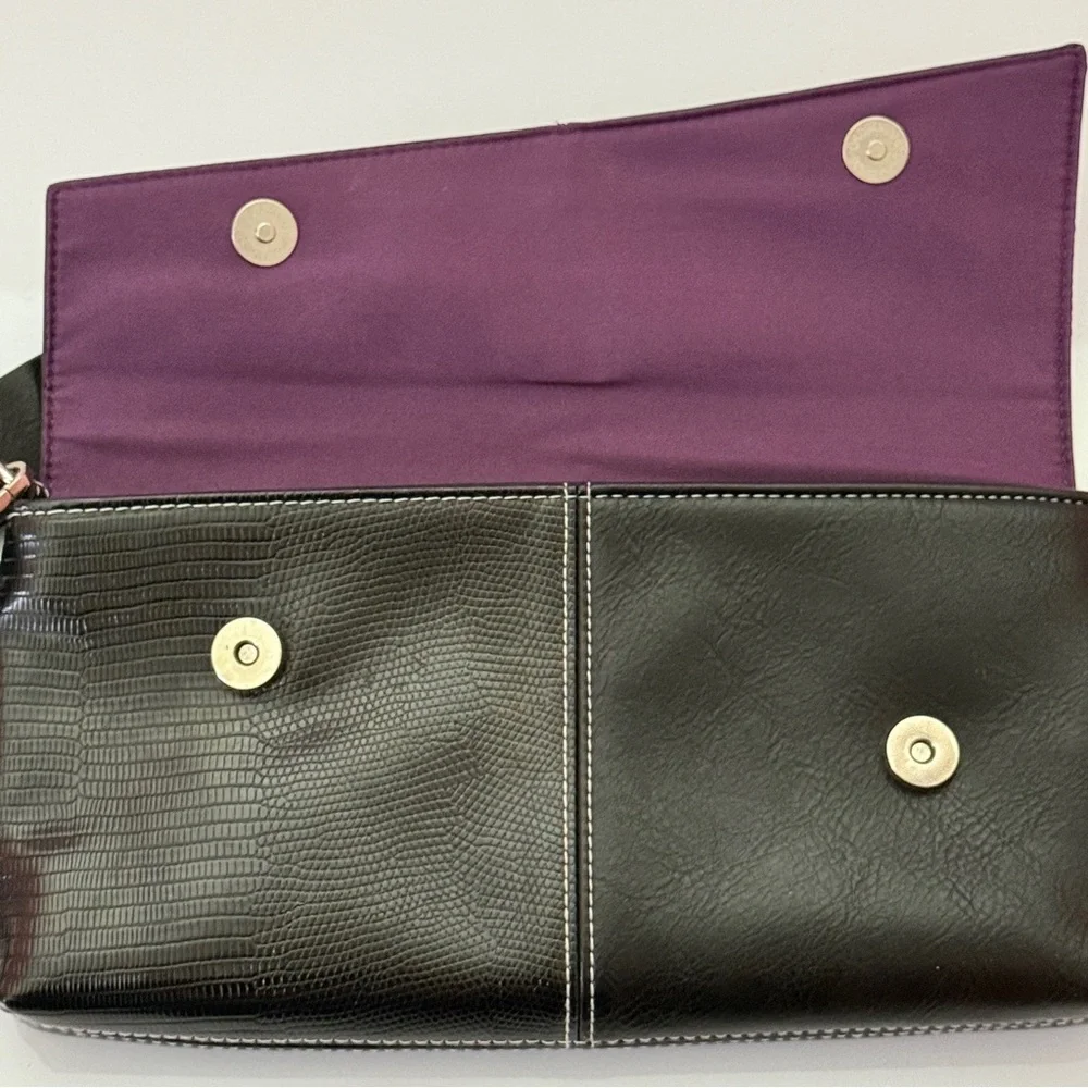 Cato Black Wristlet Bag